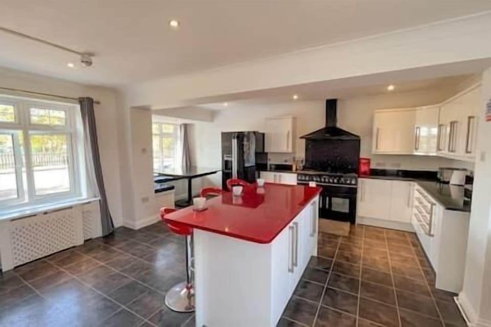 Kitchen (2)
