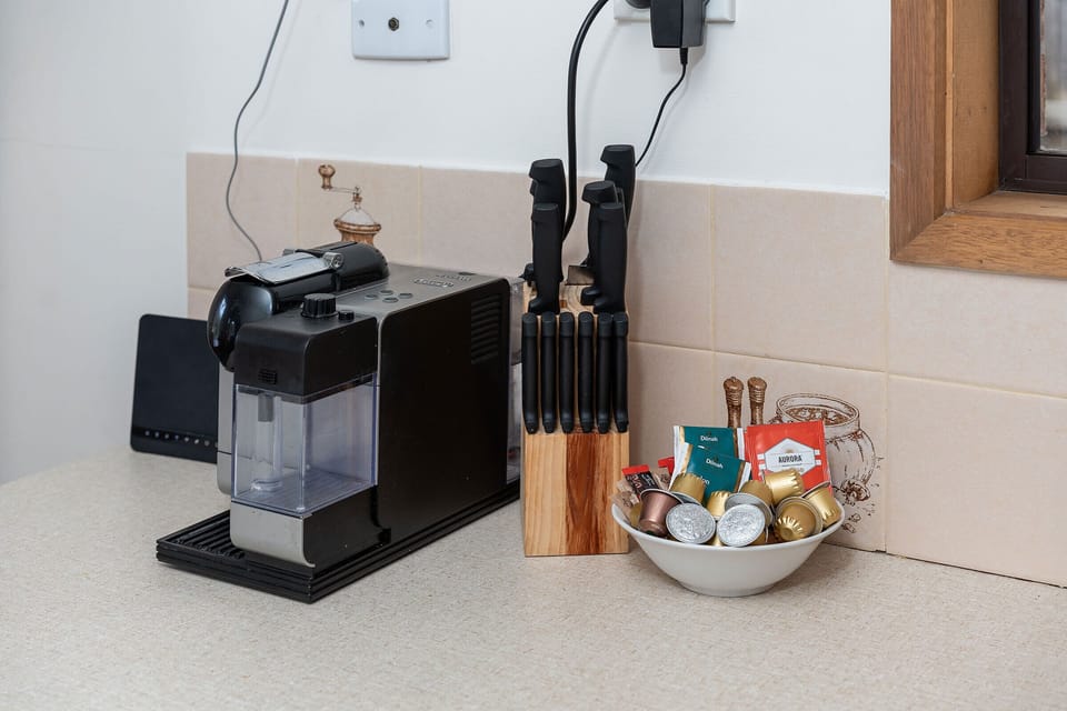 Start the day with a freshly brewed coffee before heading off to explore Dromana Beach and the surrounding Peninsula attractions.