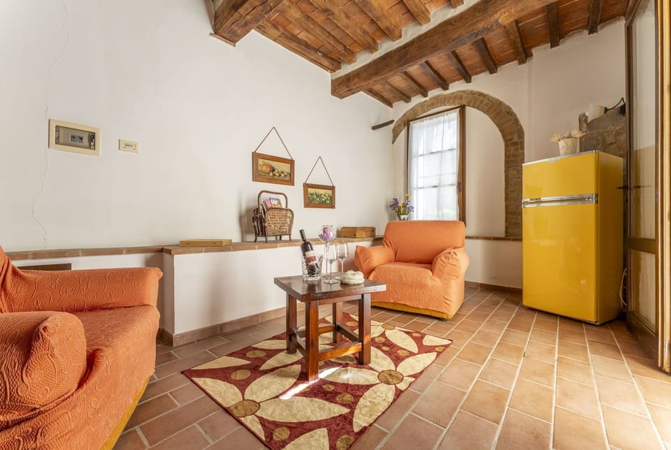 Autumn, Living Room, Spring, Summer