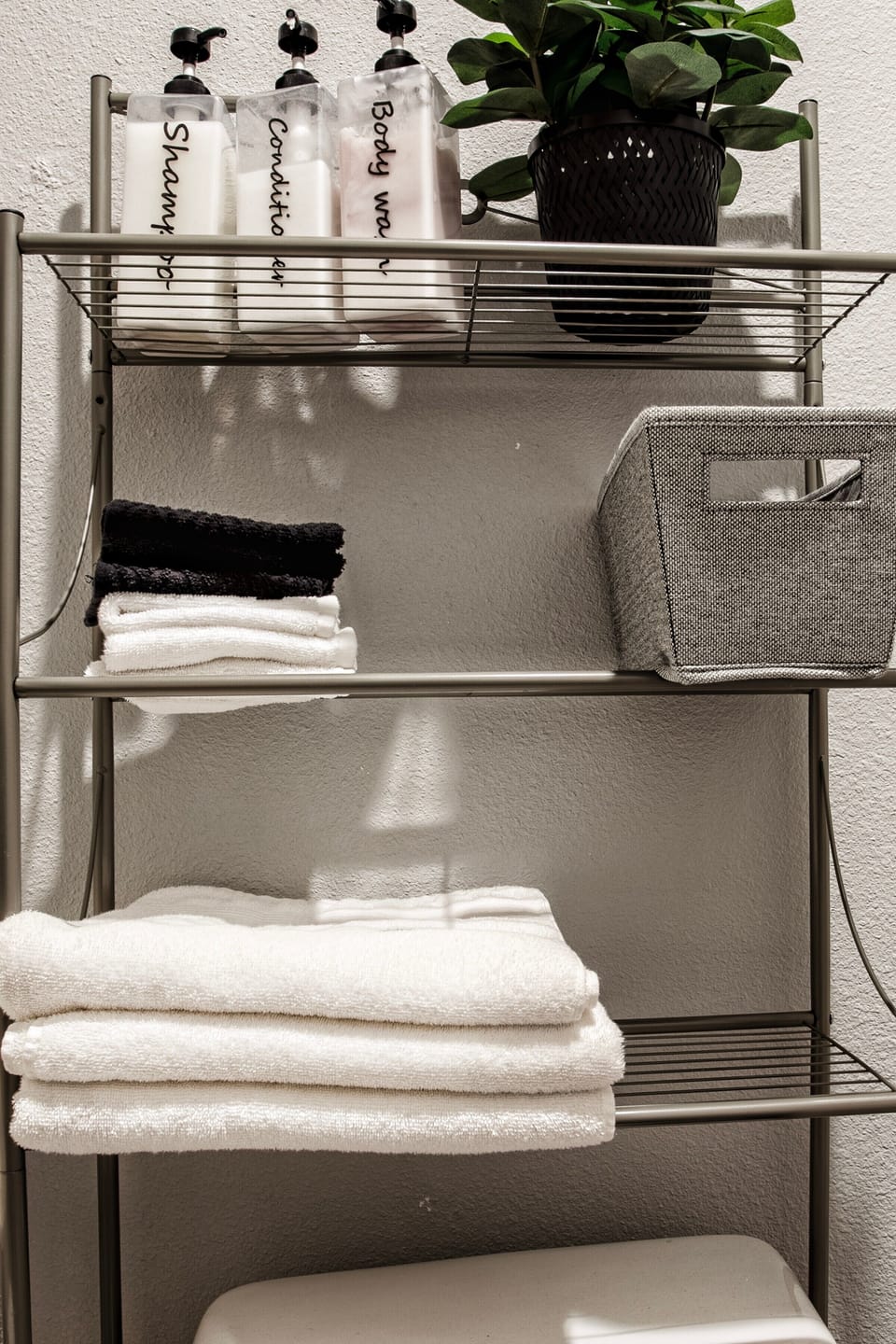 Bathroom amenities