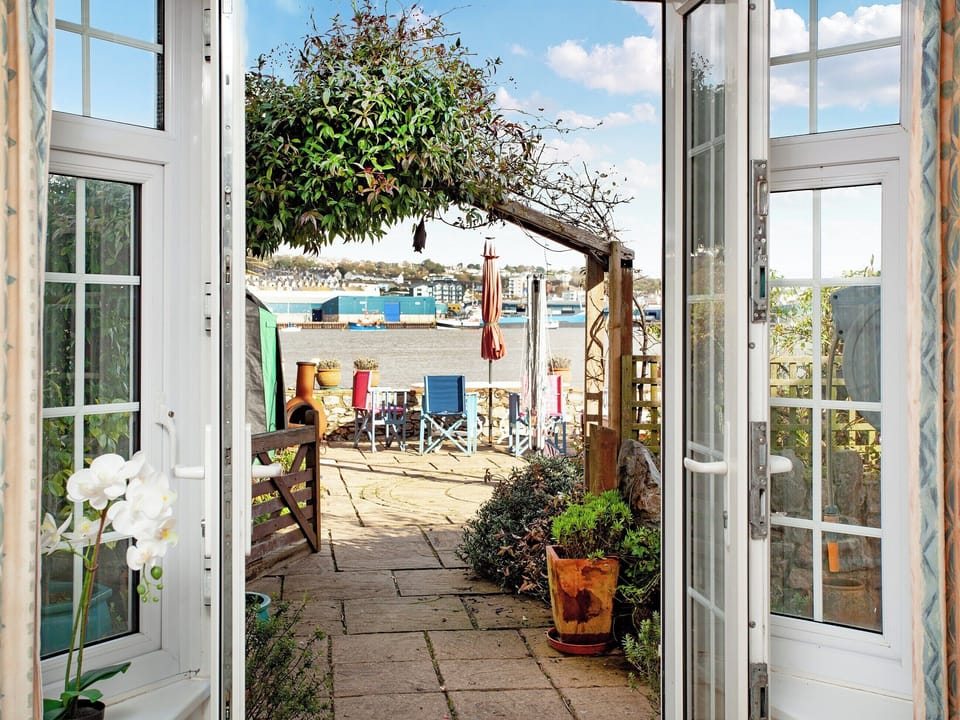 Outdoor area | Port View Cottage, Shaldon