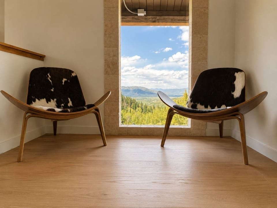 A quiet corner to sit back, relax, and take in the surrounding mountain scenery.