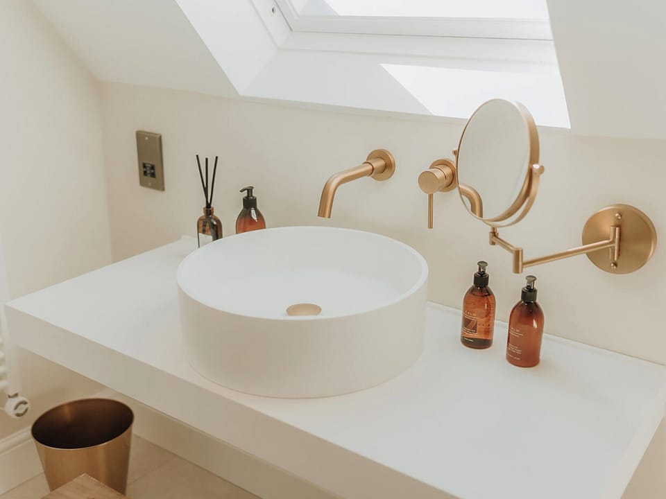 Bathroom | The Lookout - Tenterden Retreats, Tenterden