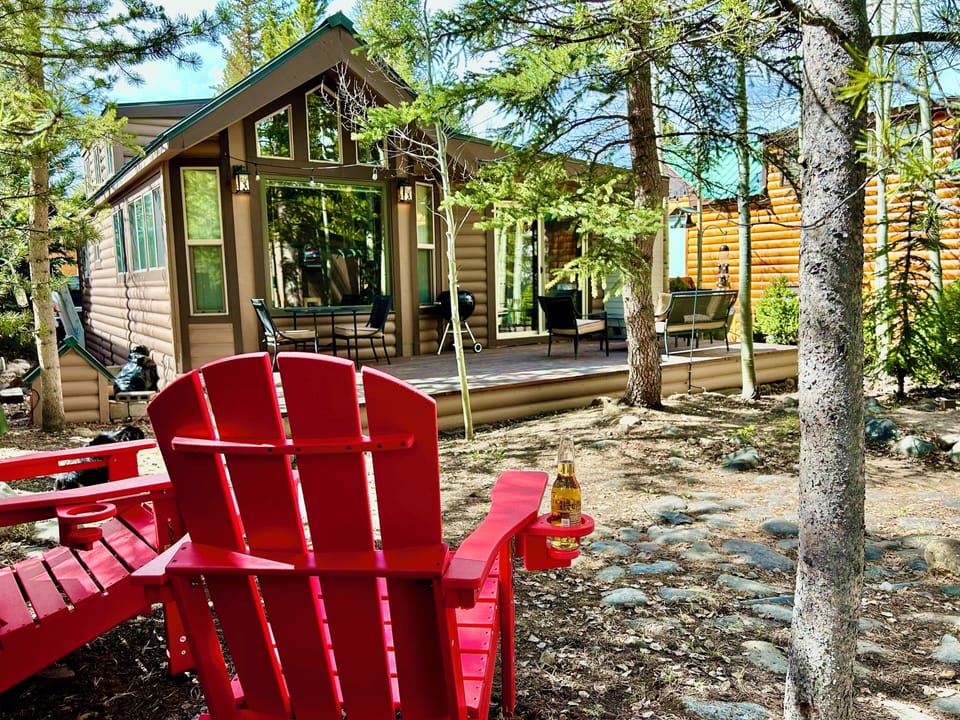 Back Deck on wooded lot