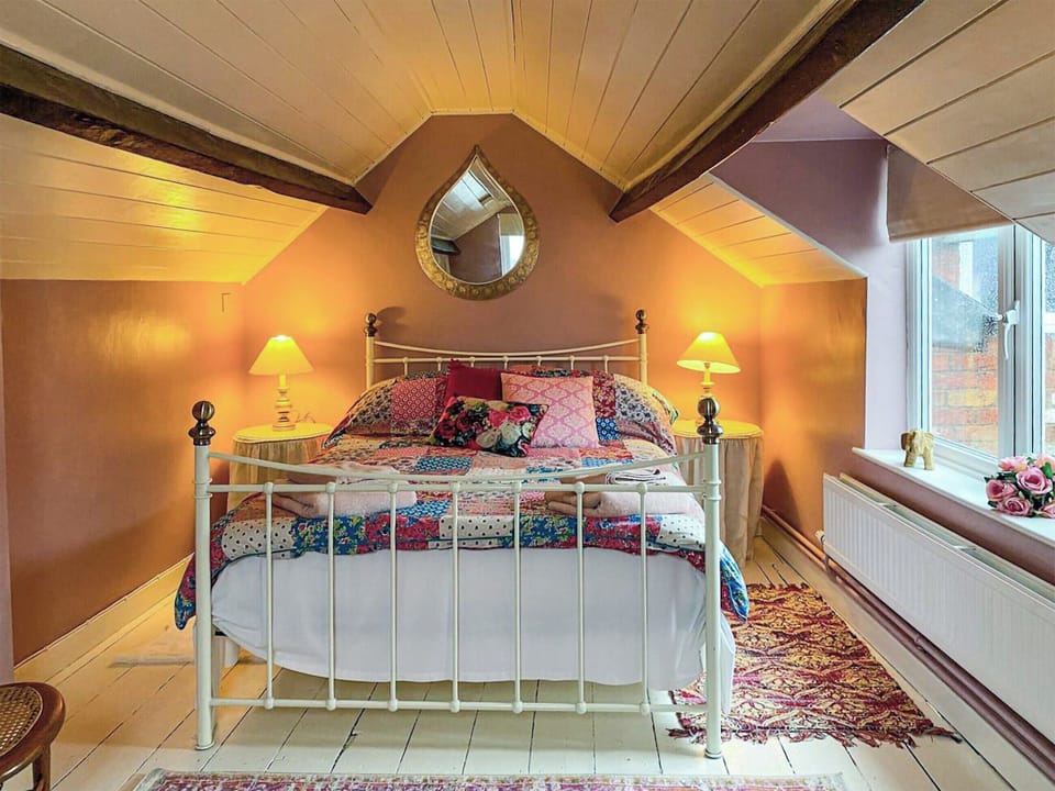 Bedroom | The Grooms Cottage - Squire Farm, Bishops Castle
