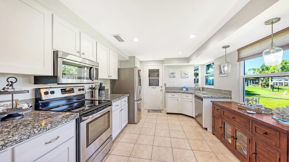Nicely Appointed Kitchen