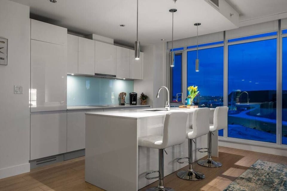 Night view, dining table and bar