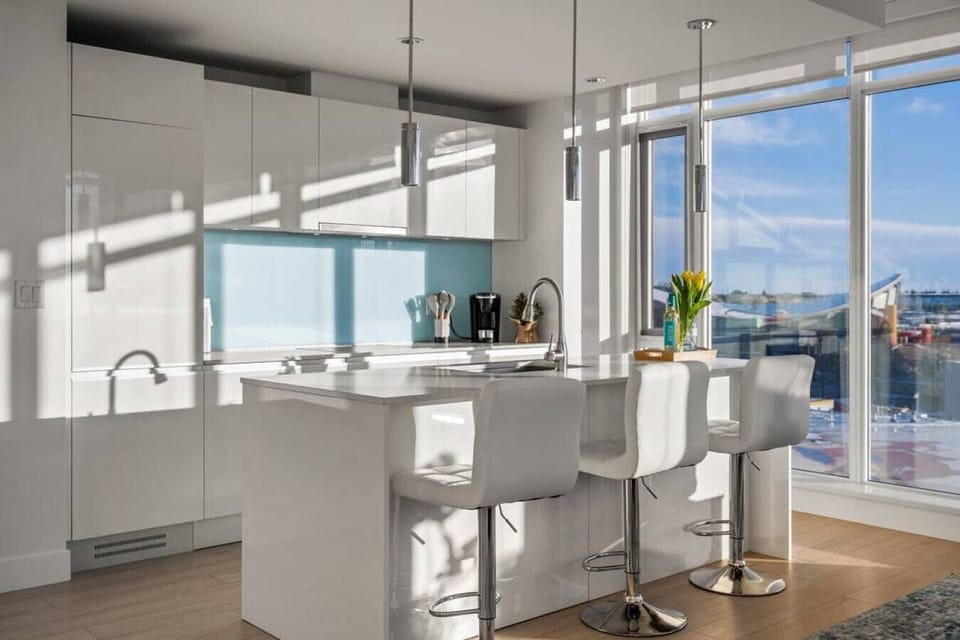 Natural Light Luxury Kitchen &amp; Dining