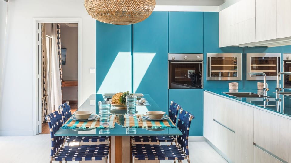 Fully equipped with bar, electric oven, gas stove, dishwasher, fridge and freezer, ice machine, microwave, toaster, filter coffee maker, and espresso coffee machine, blender, electric fruit press. Outside dining table on the terrace facing the view. Anoth