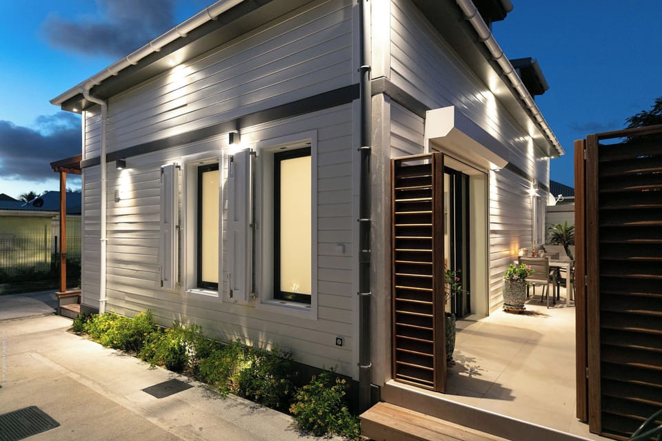 Modern and chic outdoor lightings.
 