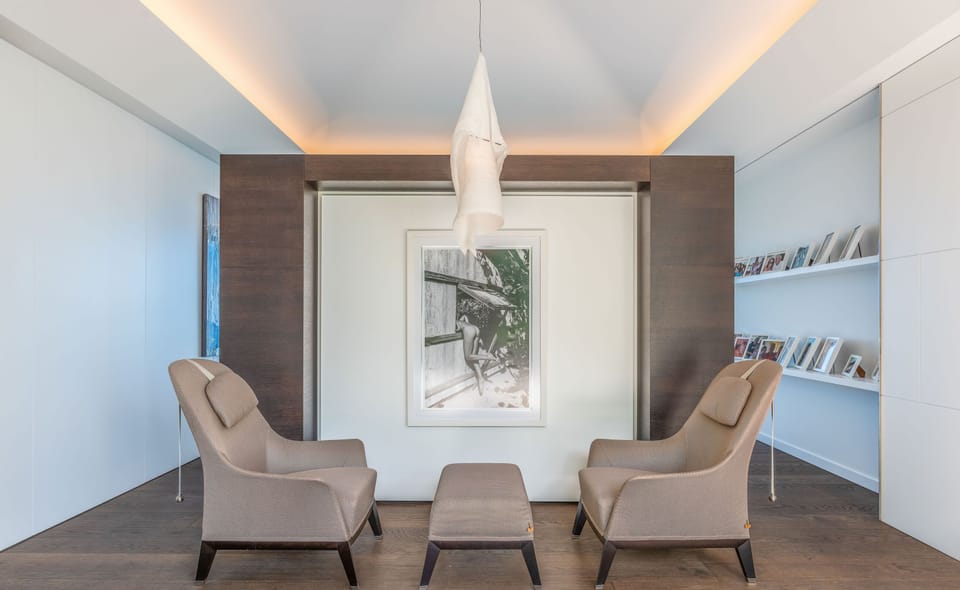 On an upper level. King size bed, air conditioning, ceiling fan, HD-TV, dish network, safe, dressing room. Ensuite bathroom with indoor Italian shower, bathtub, hair dryer, towels and beach towels. Private terrace. 