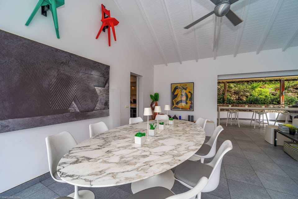 Fully equipped with bar, electric oven, gas stove, dishwasher, fridge and freezer, ice machine, microwave, toaster, filter coffee maker, and espresso coffee machine, blender, electric fruit press. Inside dining table in the great room. Outside dining tabl