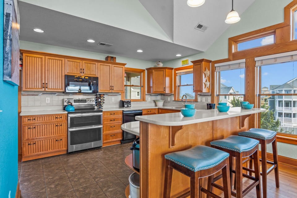 8-Surf or Sound Realty - 1166 - Sea Smoke - Kitchen -2