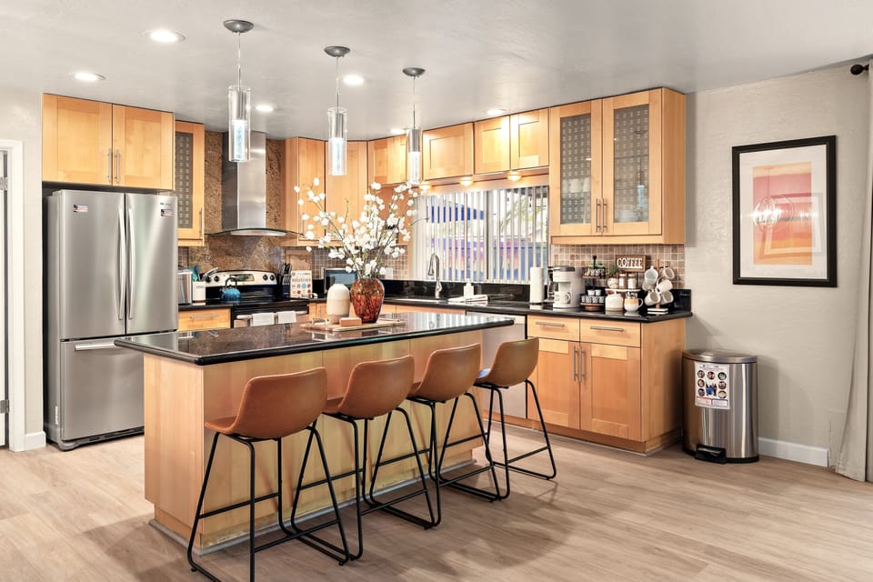 Fully stocked kitchen and seating for 4 at the 