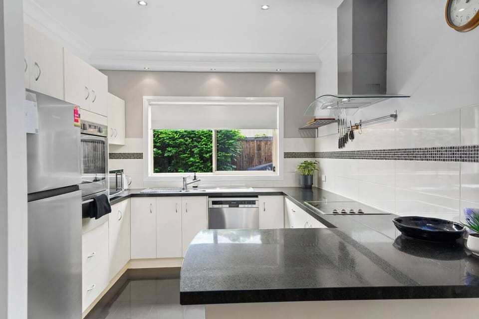 You’ll find everything you need to cook up a feast in the modern, well-appointed kitchen. 