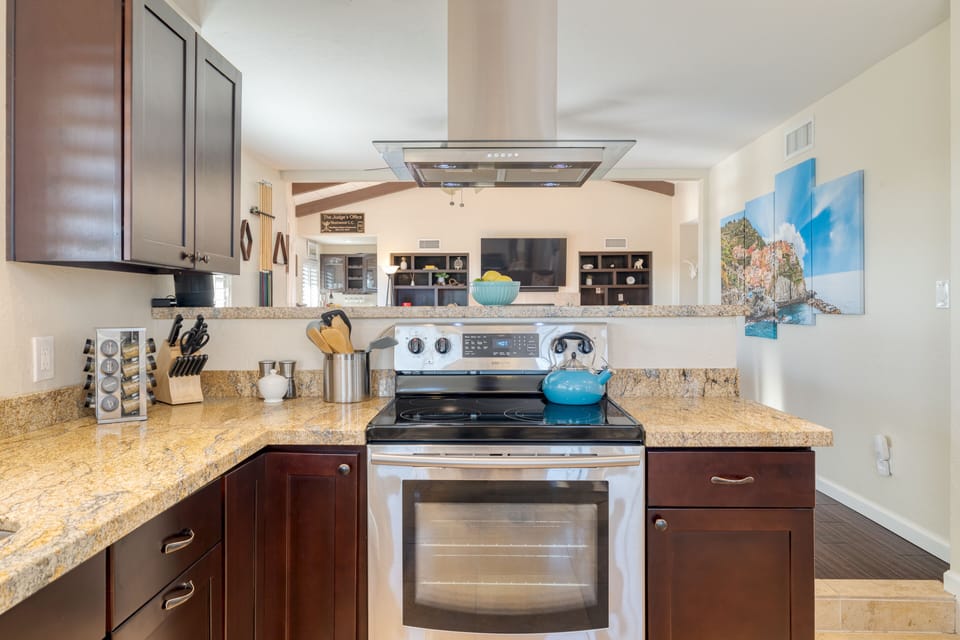 Whip up a mouthwatering masterpiece in our well-equipped kitchen.