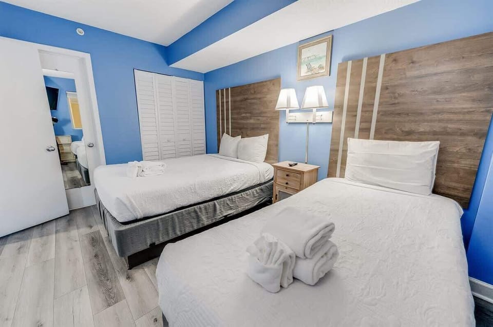 Stunning Bedroom Beautifully Decorated ✨