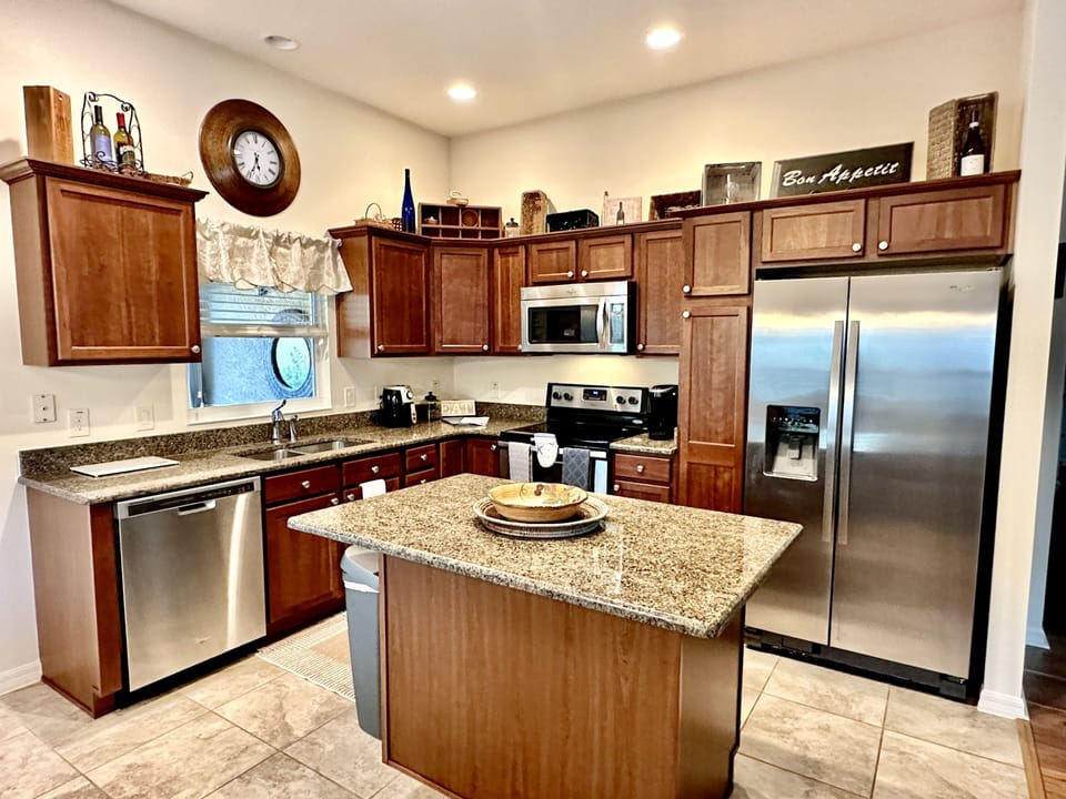 Kitchen with Island