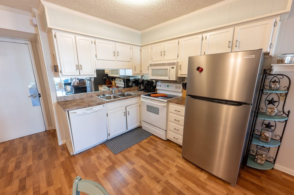Large Appliances in Kitchen, Beautifully Decorated