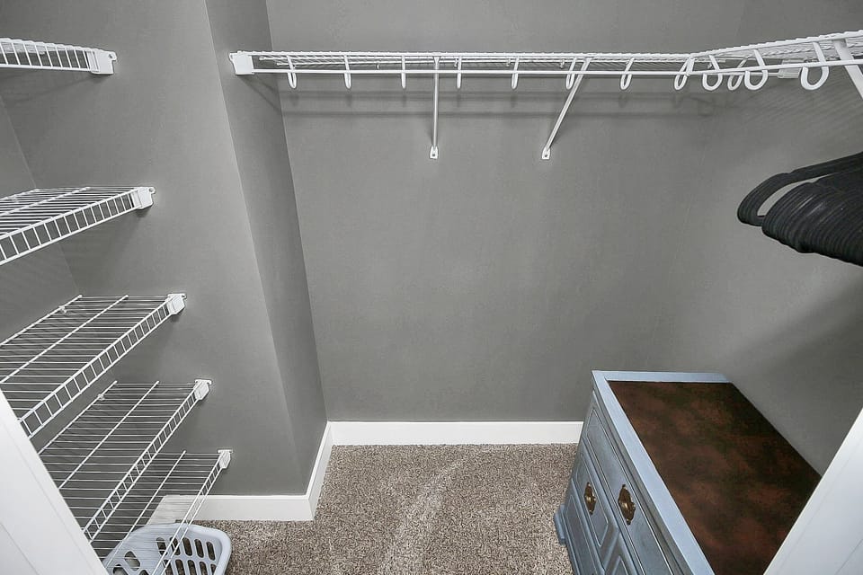 Walk in closet