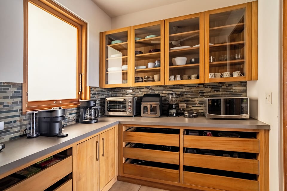 Fully equipped kitchen