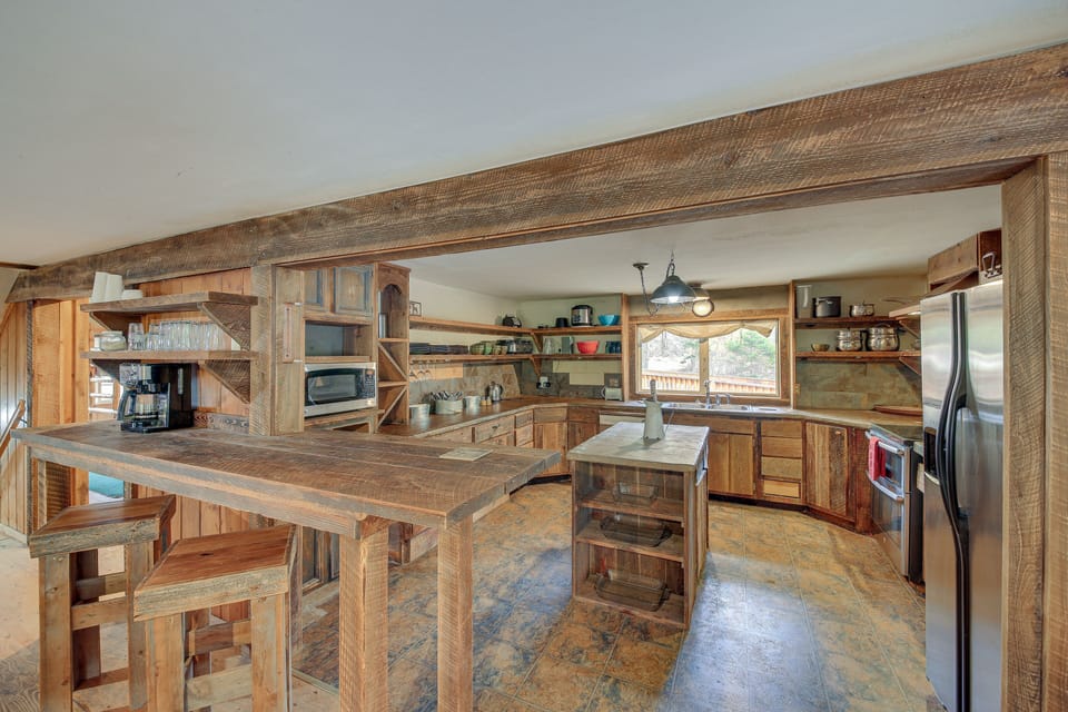 Kitchen | Cooking Basics Supplied