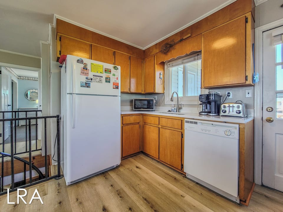 1513 N Shore Dr (Wynns Way [Int Ext]) - watermarked-17
