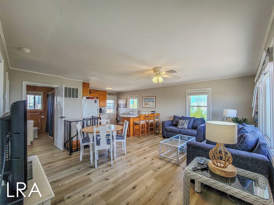 1513 N Shore Dr (Wynns Way [Int Ext]) - watermarked-13