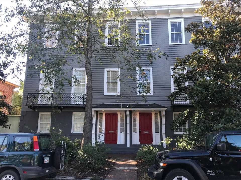 Apartment on first floor