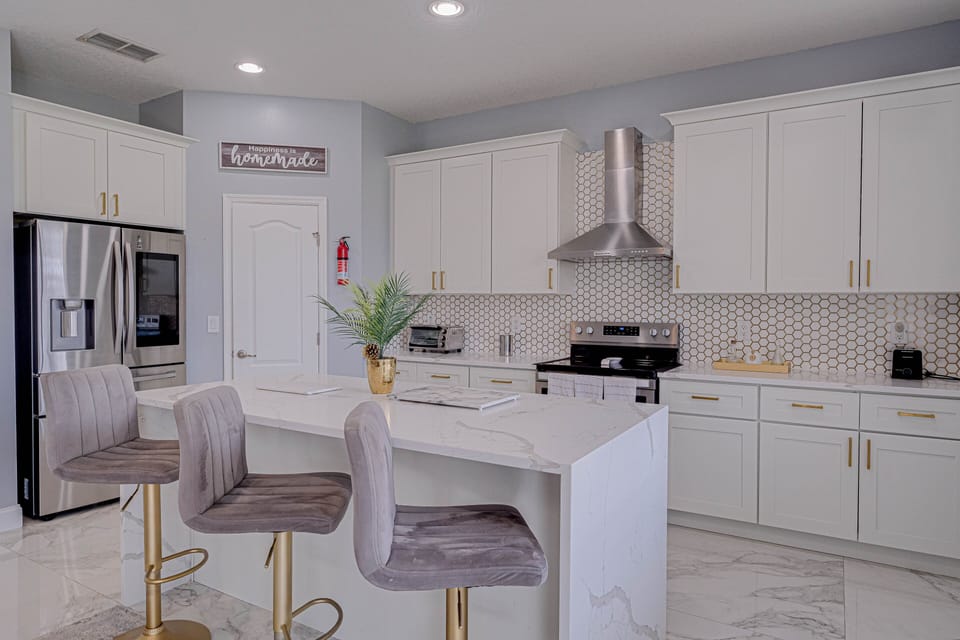 Indoors, Kitchen, Refrigerator, Cooktop, Chair
