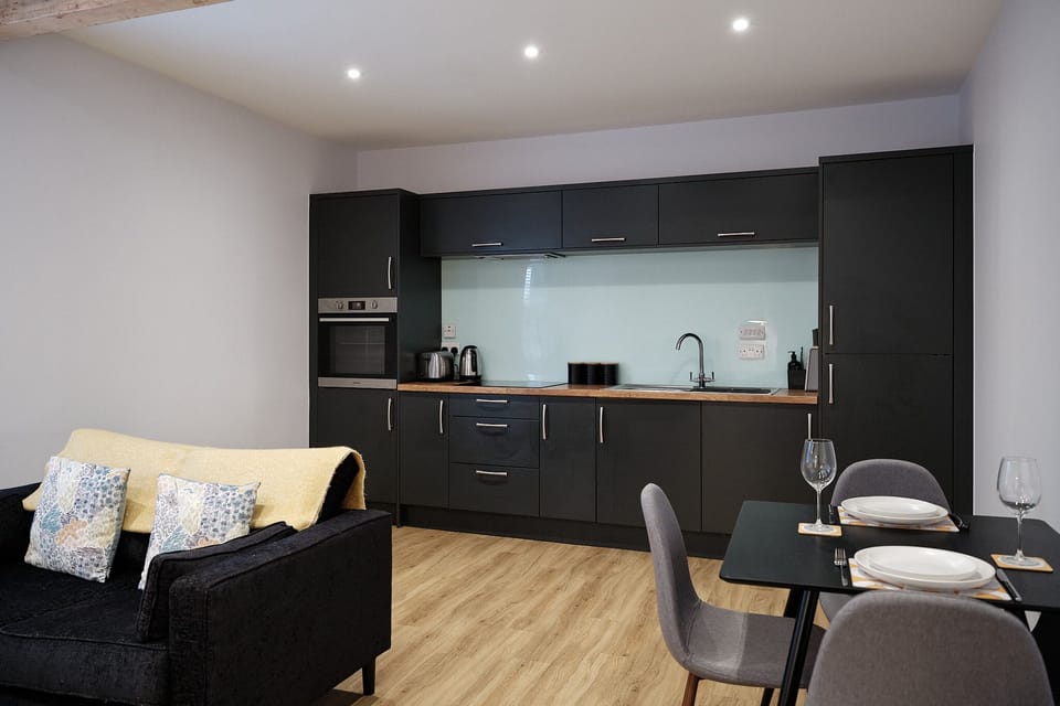 Fully functioning kitchen 