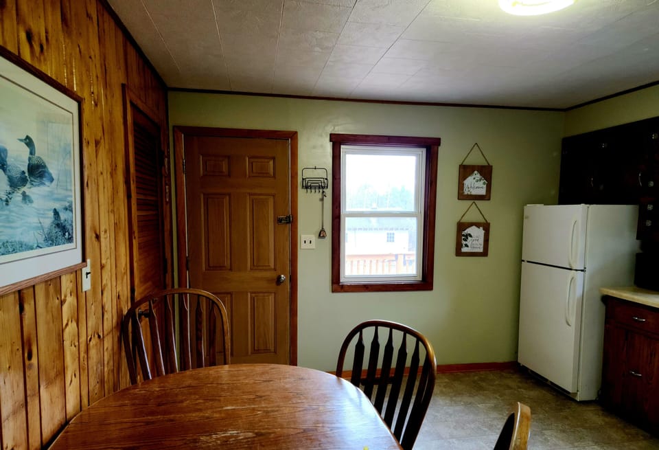 Entry door to home