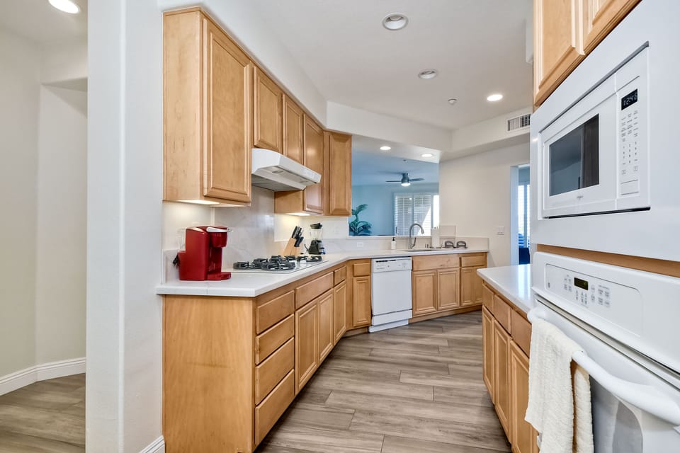 Fully-stocked galley kitchen