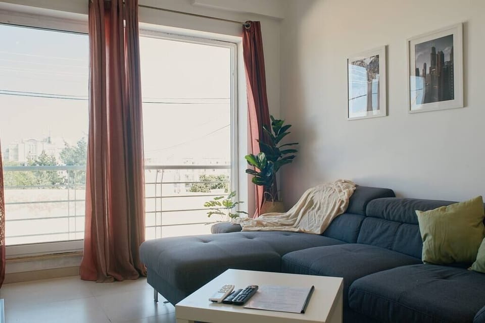 Living Room (1)