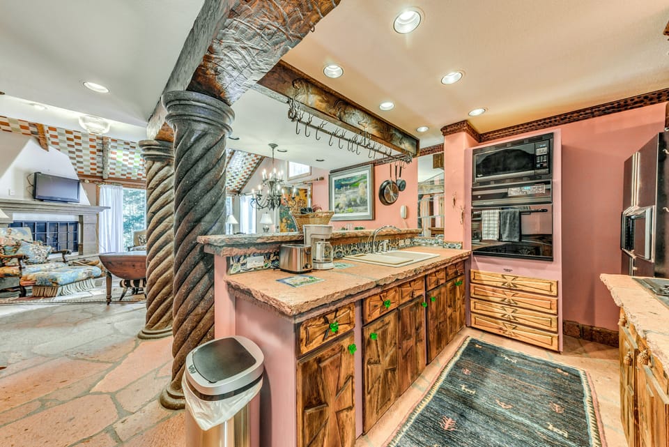 Kitchen | Trash Bags & Paper Towels