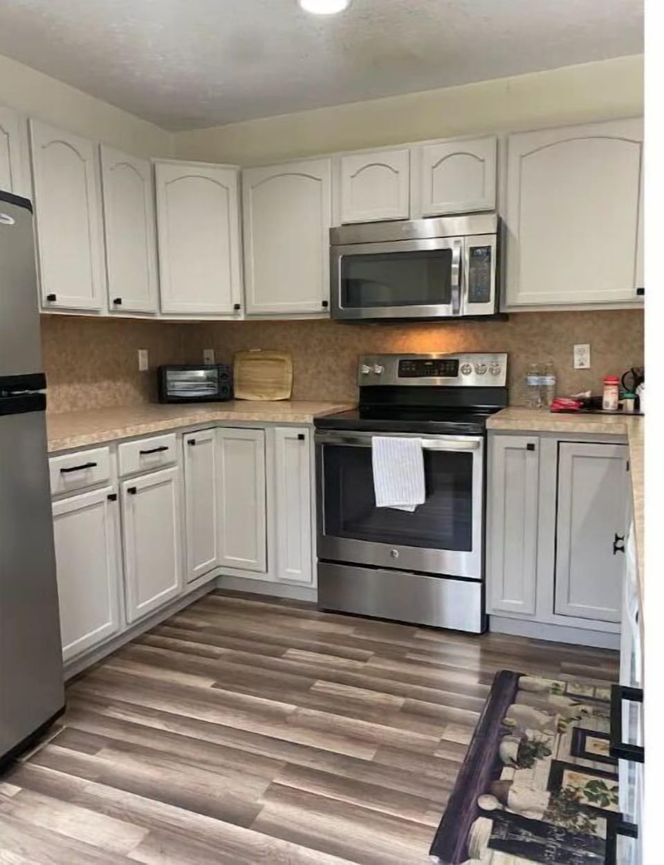 Large kitchen with all the comforts from home including an espresso maker