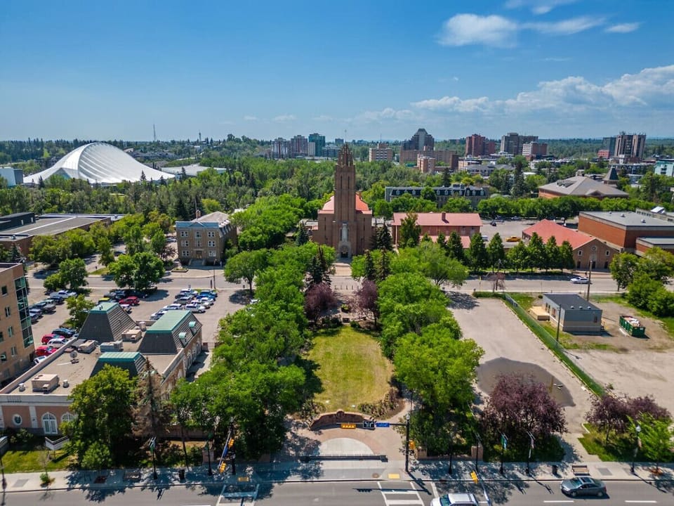 The views from the patio present a spectacular panorama of Calgary downtown, where urban life buzzes against a backdrop of stunning architecture and captivating skylines.