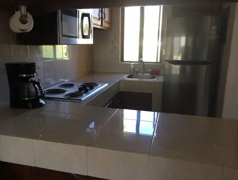 Fully equipped kitchen - perfect size for easy snacks and meals