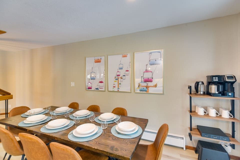 Dining Area | High Chair | 2nd Floor