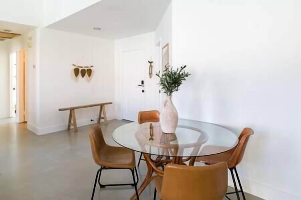 32f317e7 57b0 4fa1 b03c ba929b6effb8