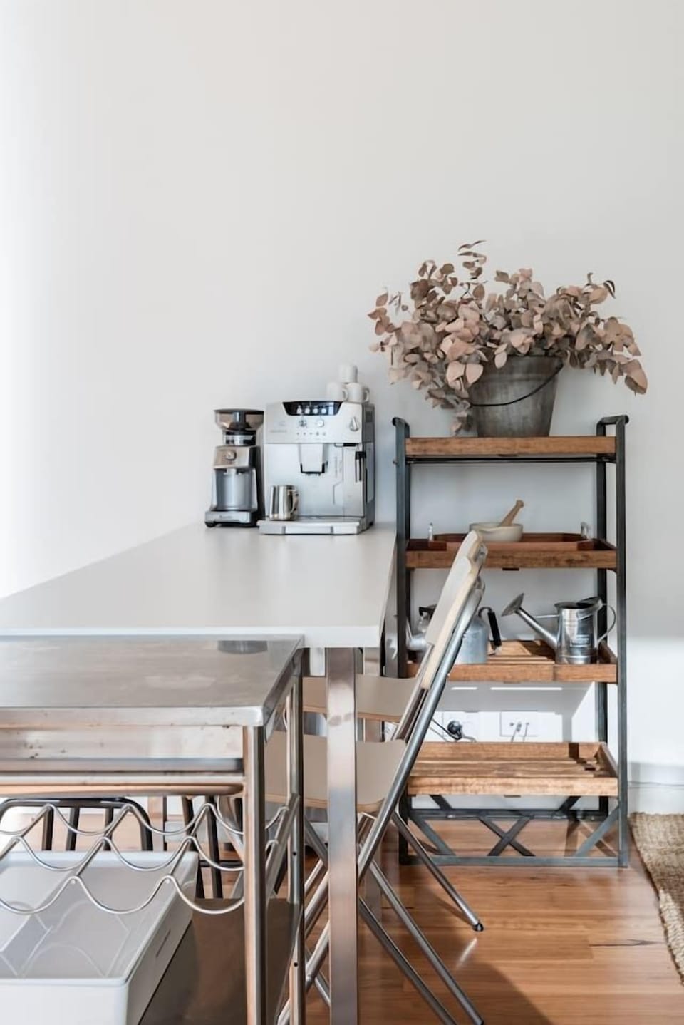 A breakfast bar offers space to gather and eat together as a group.
