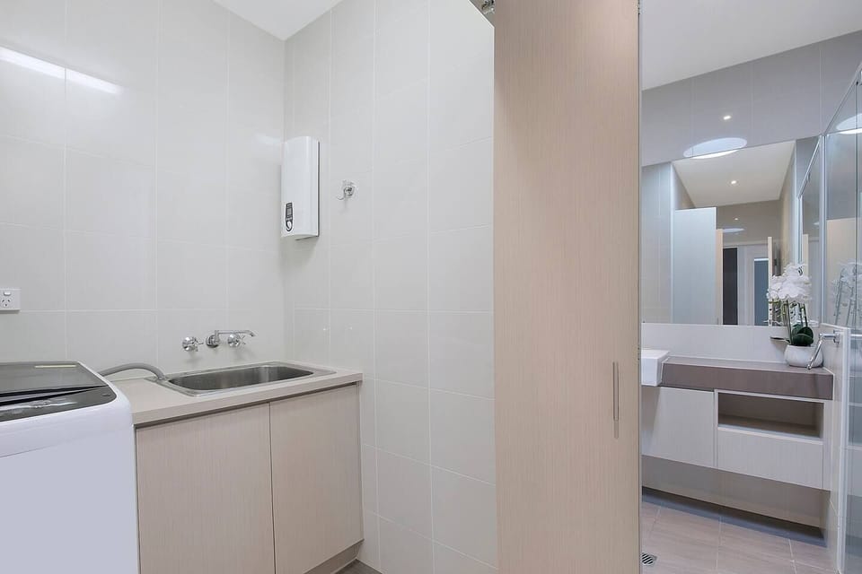 Laundry facilities include a washing machine.
