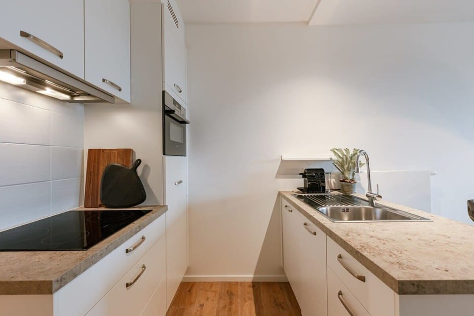 Fully equipped open kitchen