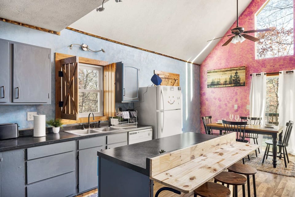 Well equipped kitchen