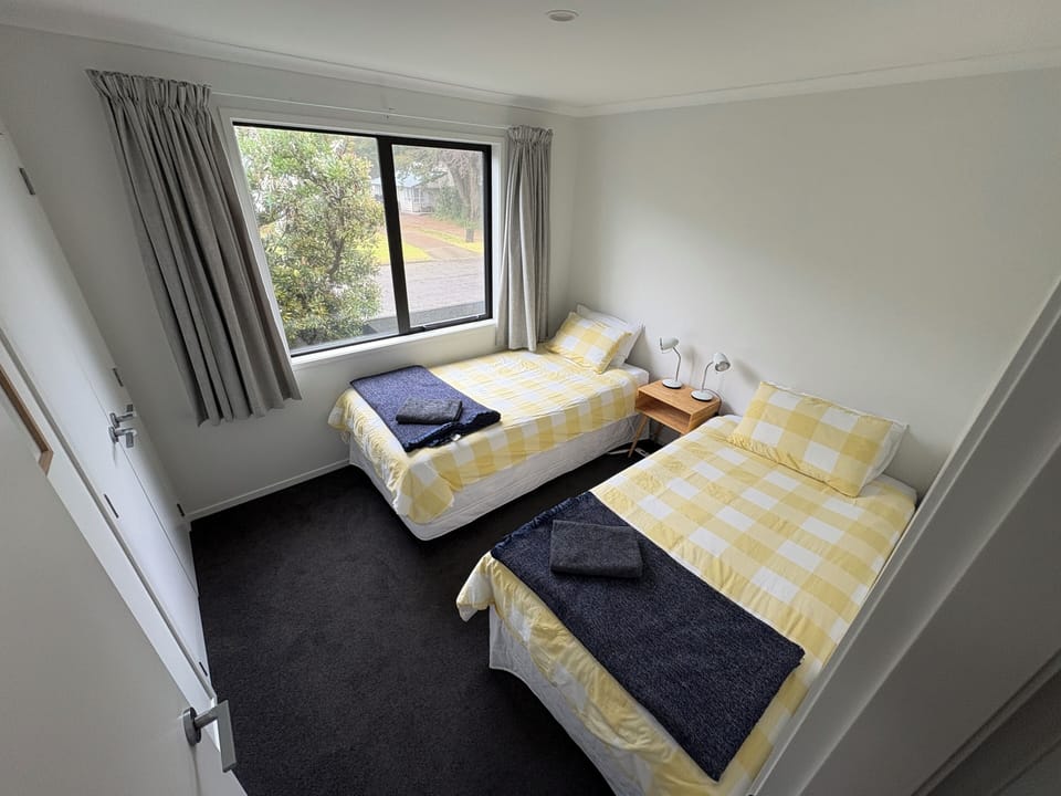 3rd Bedroom, King single beds