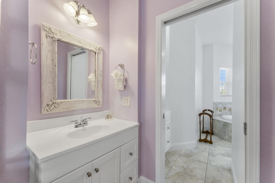 En Suite Bathroom