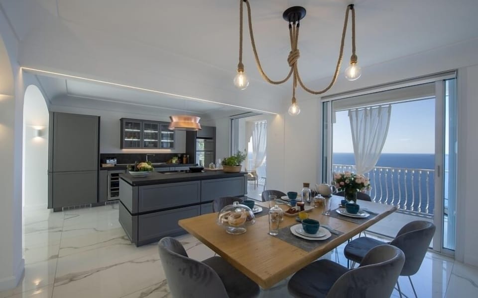 3af78ae5-b5dd-41c2-9ac8-f1dd33ddeff9