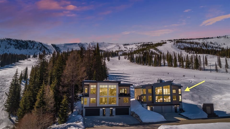 Ski in/out Townhome at Schweitzer