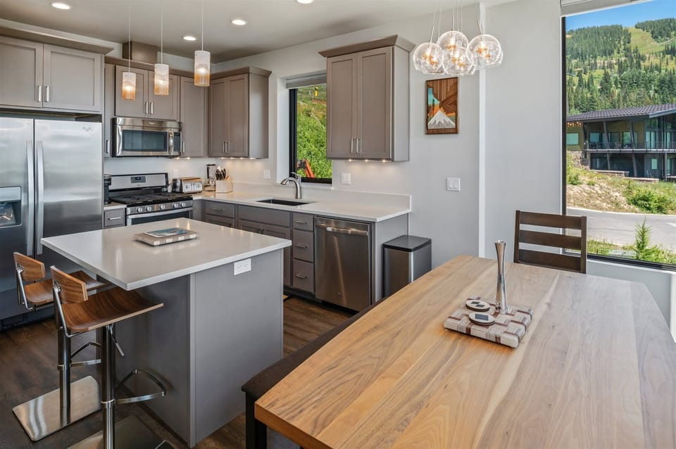 Fully appointed kitchen for you to enjoy.