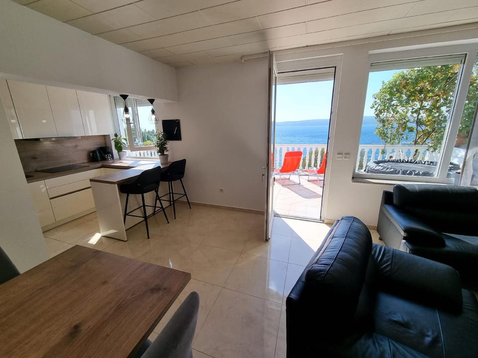 living - dining room, kitchen